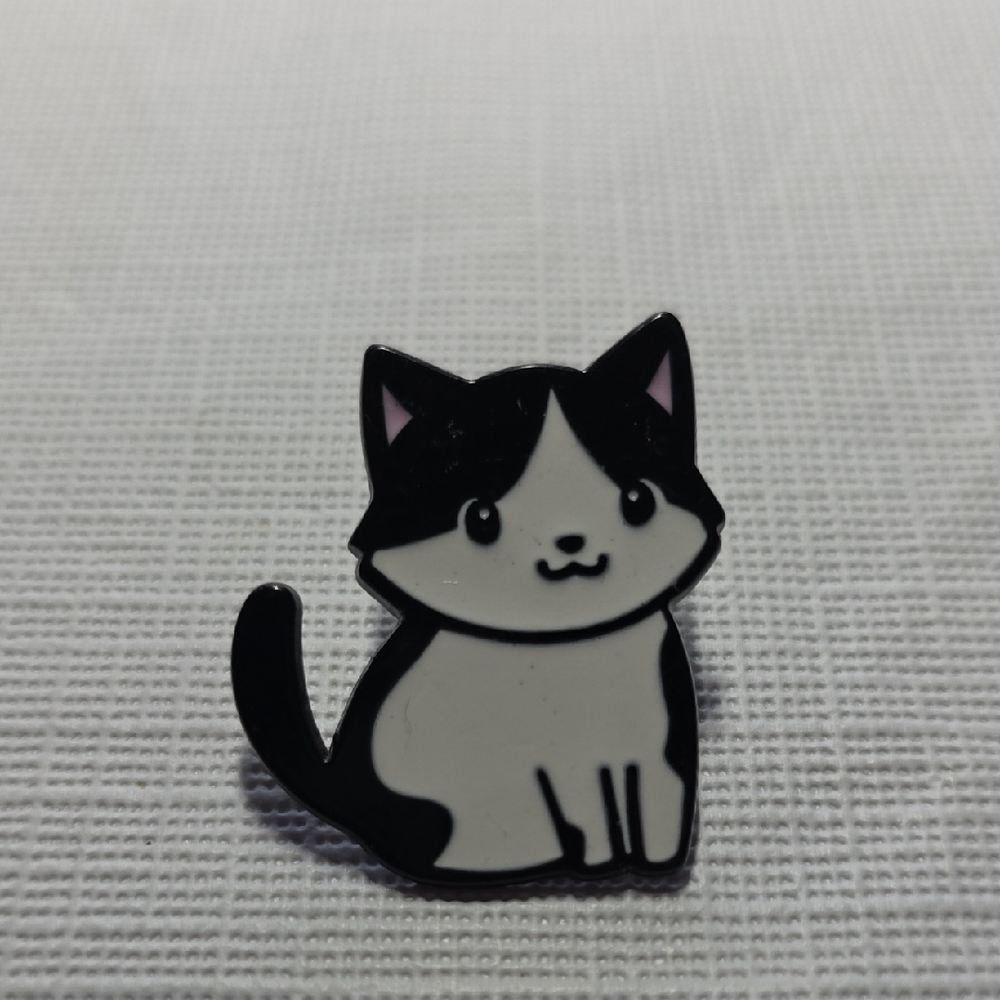 Cute Black and White Cat Pin